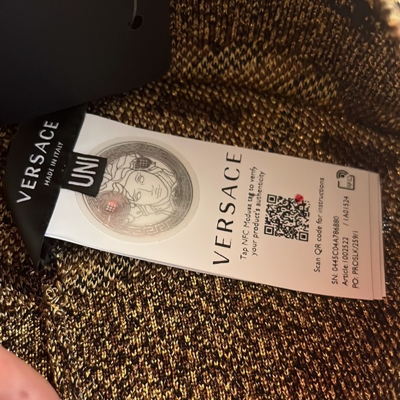 Versace unisex La Greca logo monogram beanie NEW - Picture 6 of 6